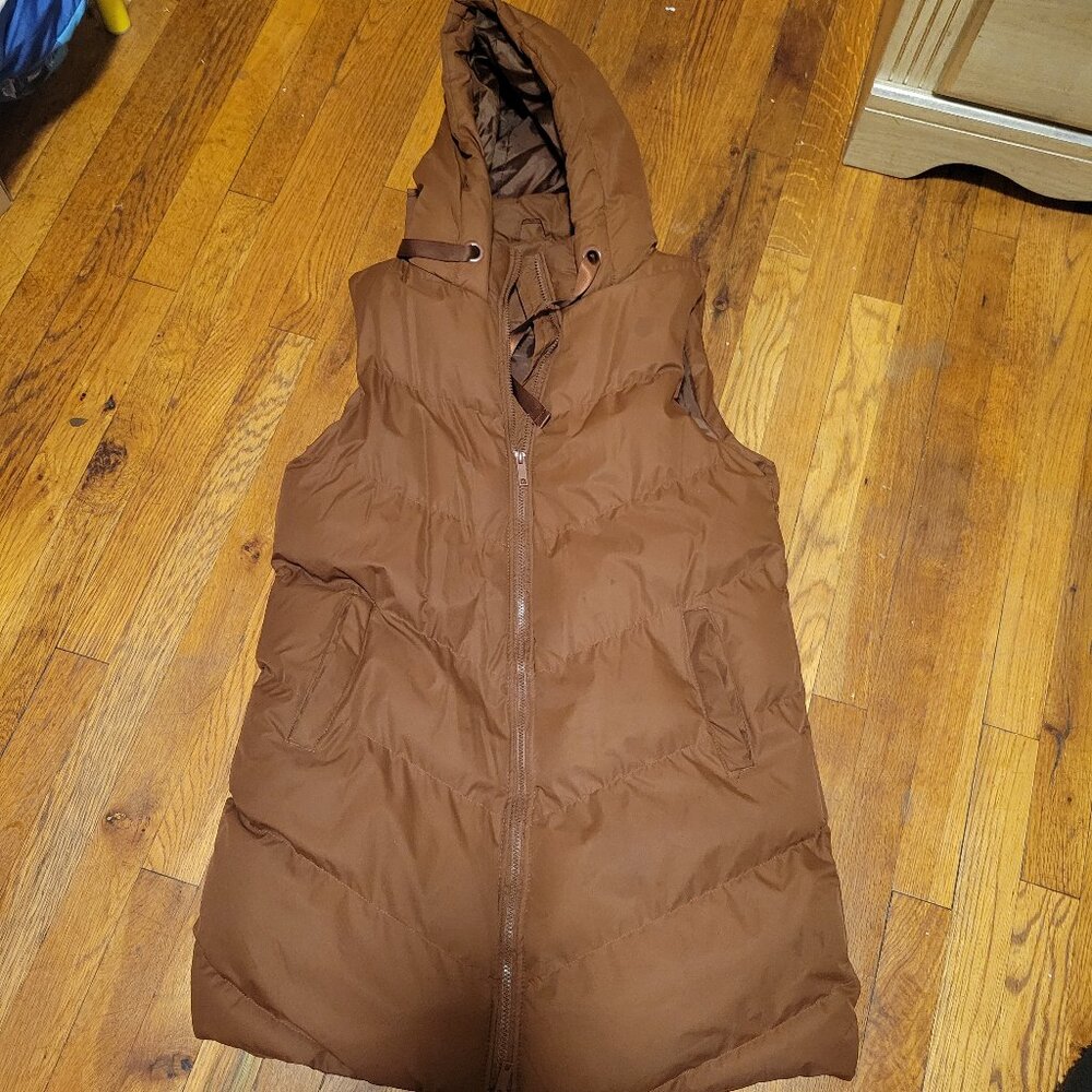 asks threadbare long puffer vest